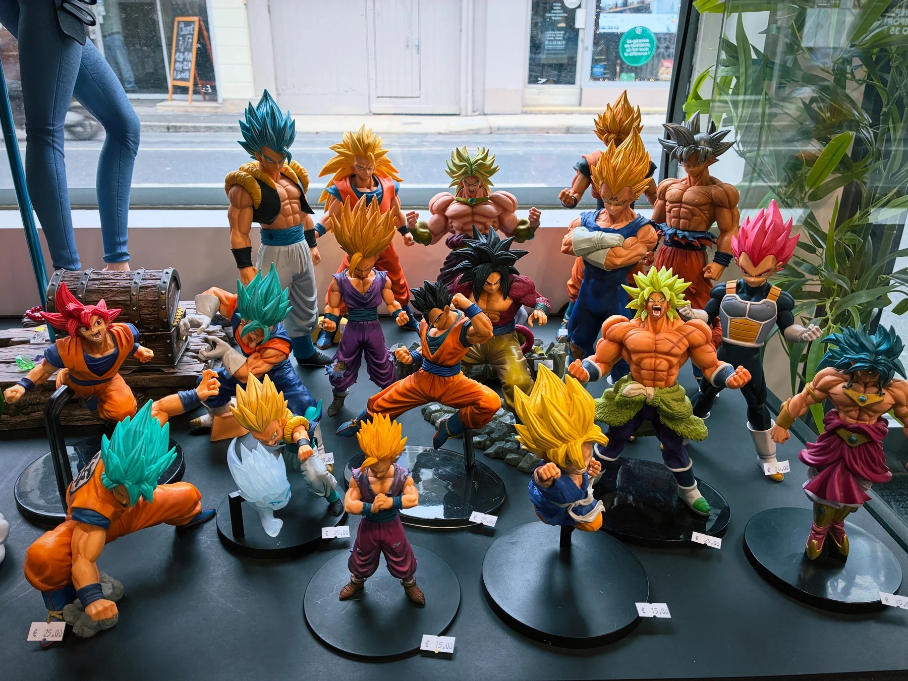 Rayon Figurines Collection